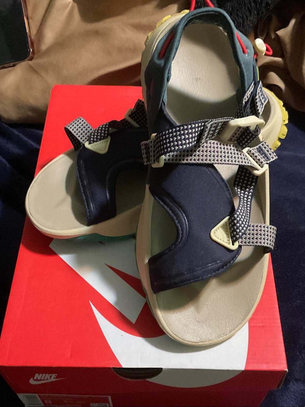Nike men’s Navy, Beige and Yellow Sport Sandals